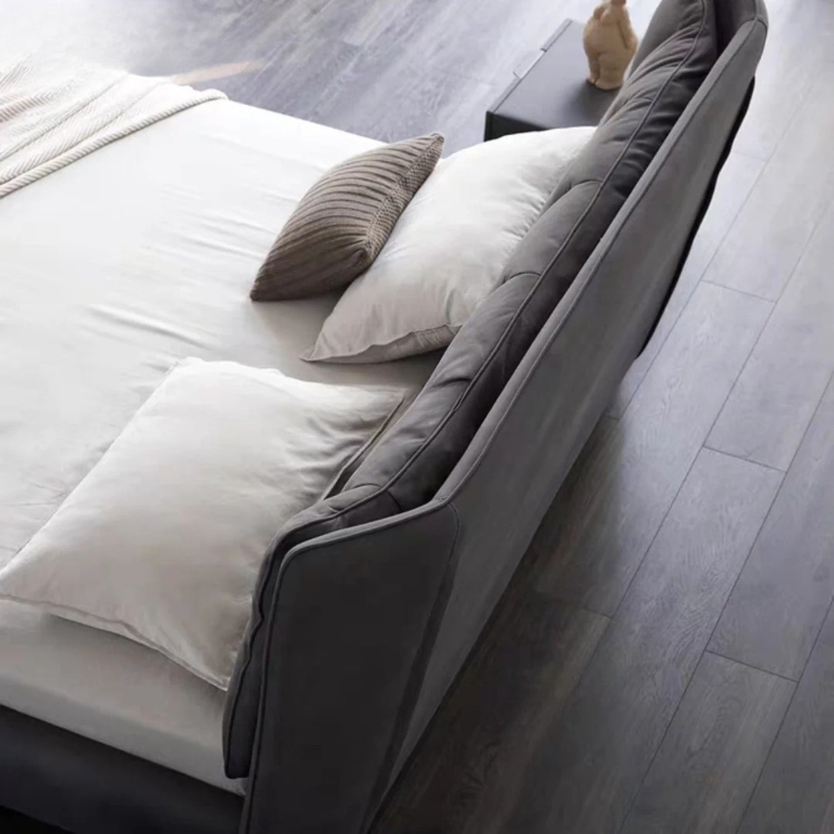 Mucha Modern Bed In Leatherette